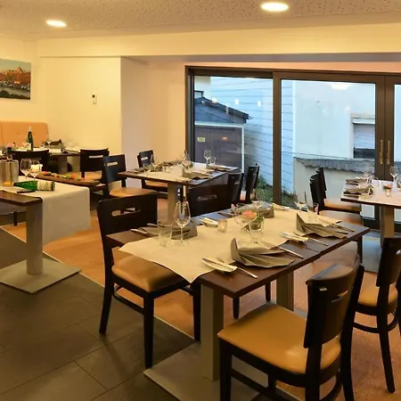 Linden's Pension-restaurant Ayl